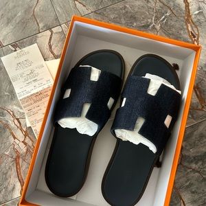 Size 45 men’s denim sandal